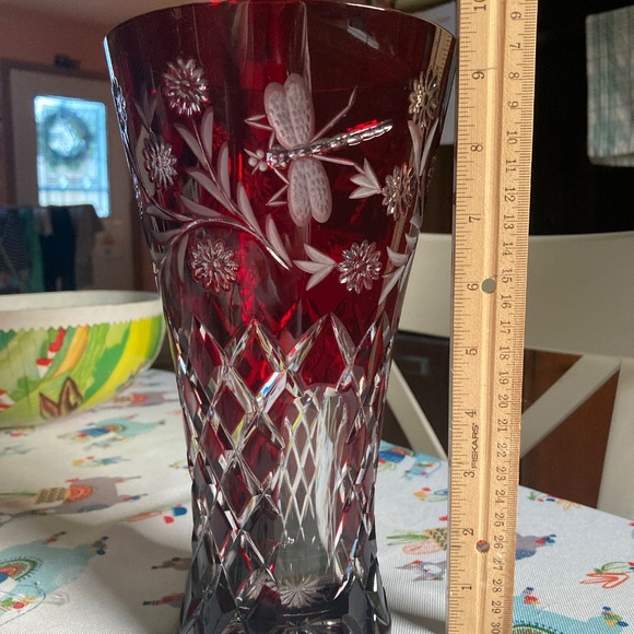 Ajka Garnet Crystal Vase - Picture 2 of 9
